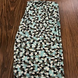 Lularoe TC bee leggings